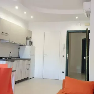  Appartamento Nuovo Centralissimo 150 Mt Dal Mare